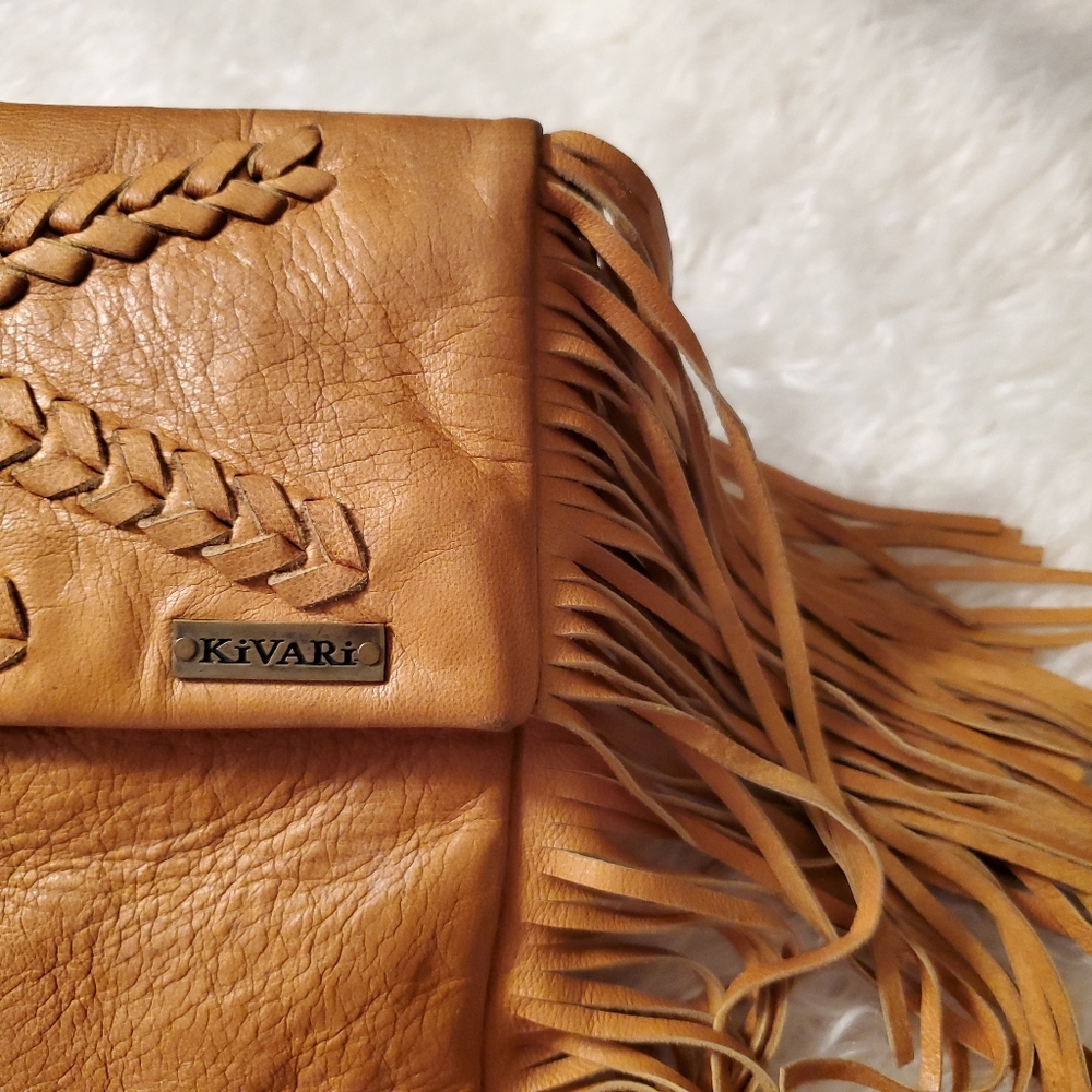 Kivari Clutch